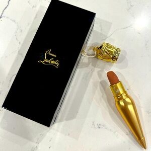 Christian Louboutin Velvet Matte Lipstick in shade Just Nothing 705M - New